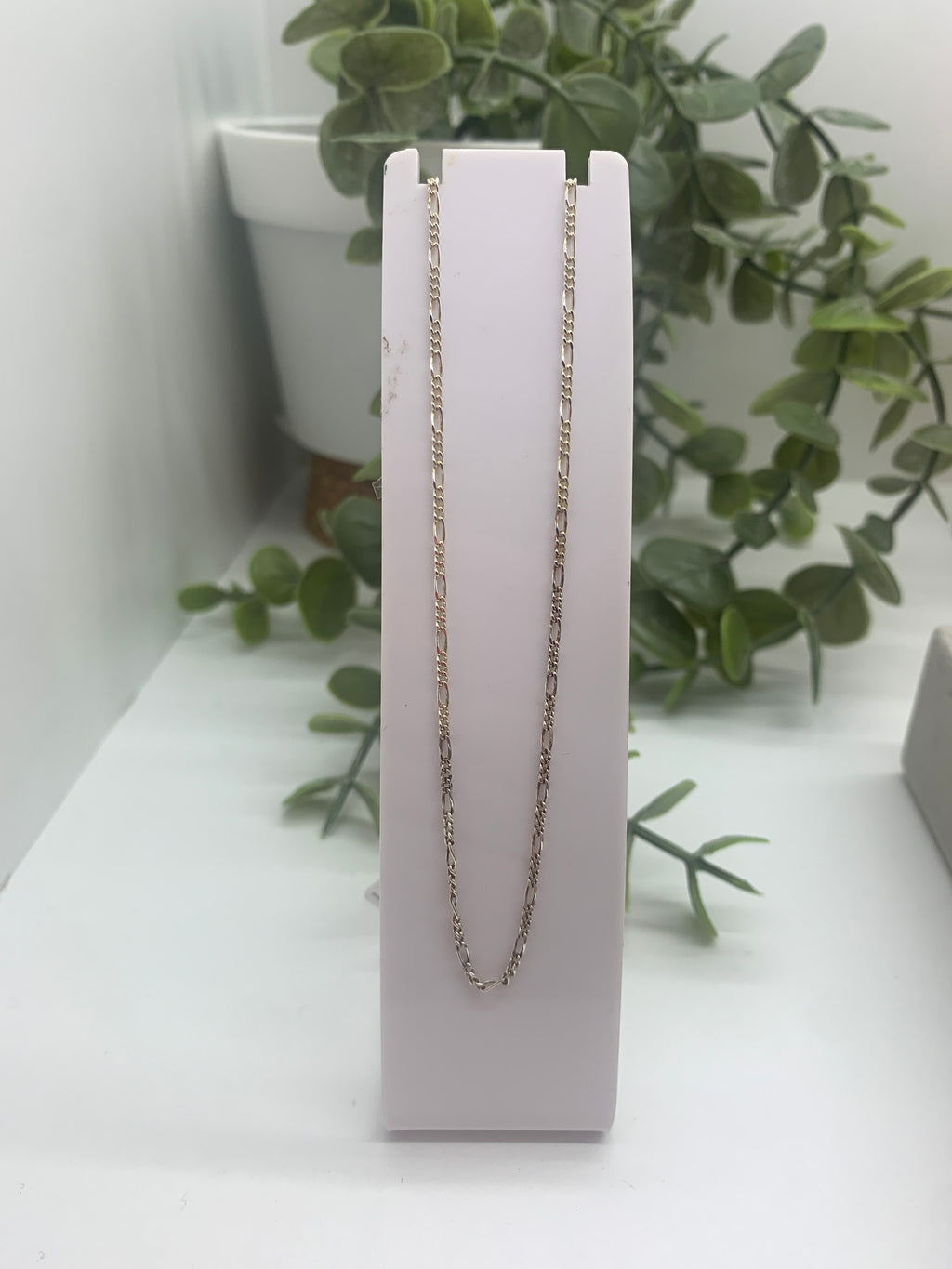 16” Sterling silver figaro chain