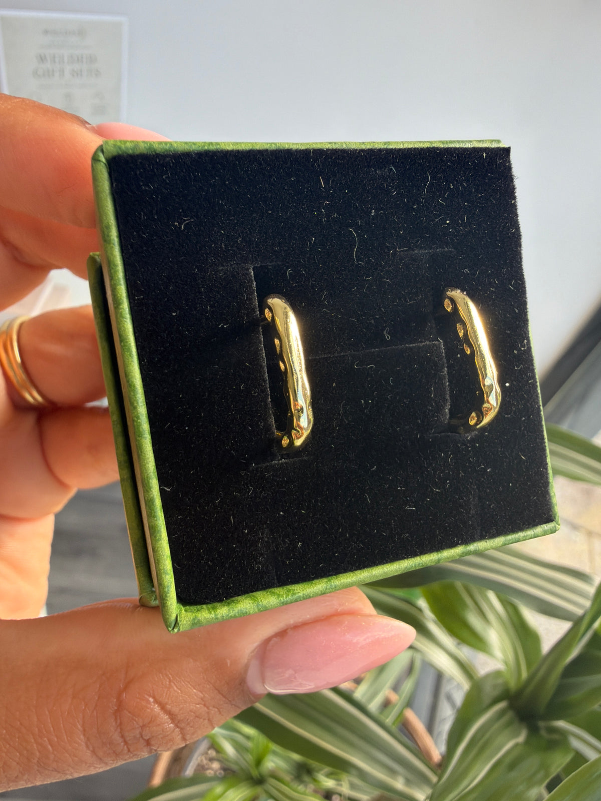 Gold molten rectangular Huggies
