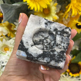 Rainbow moonstone tealight