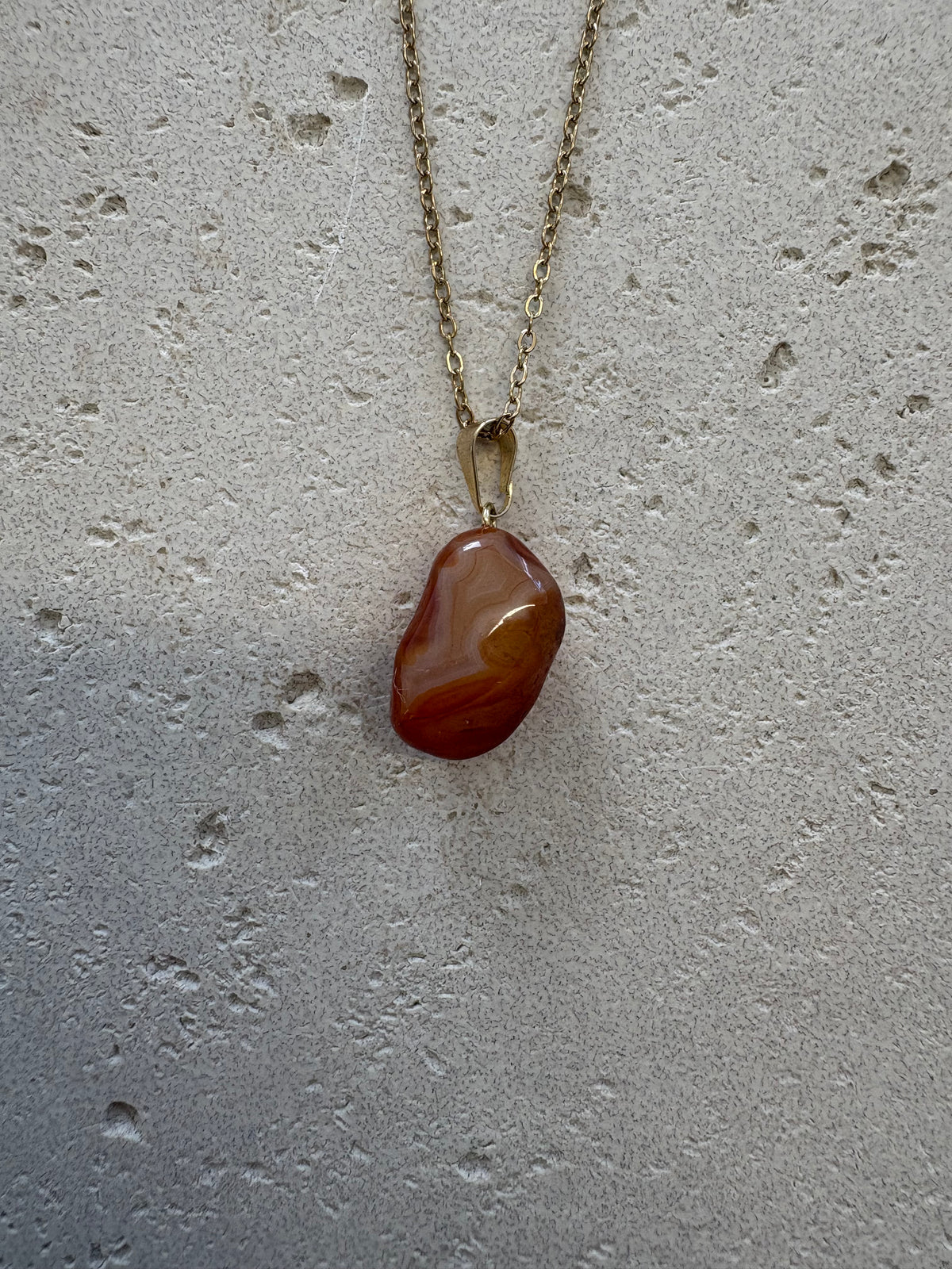 Gold carnelian necklace