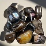 Black banded agate tumble