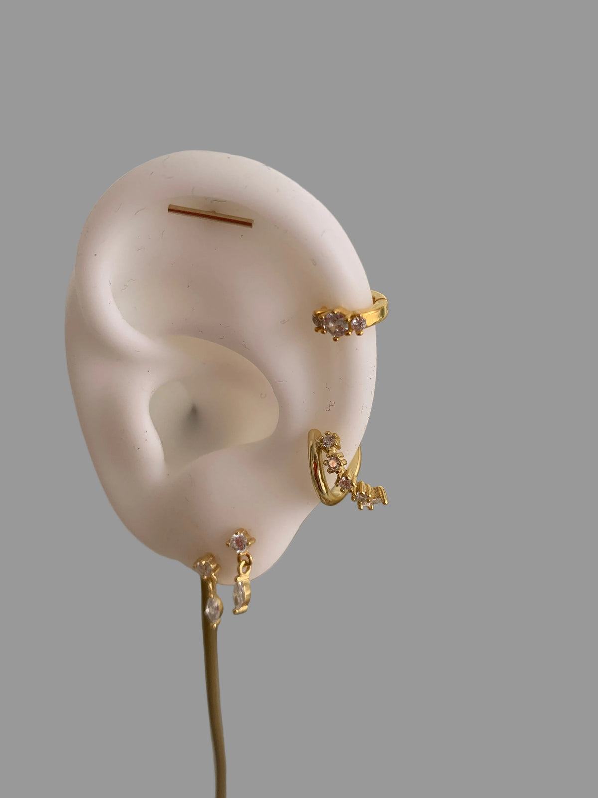 Single clustered hoop